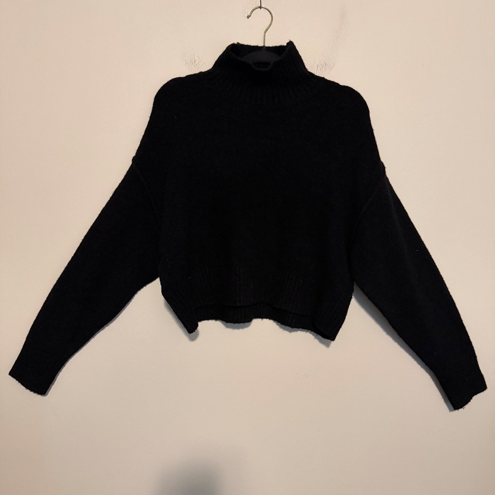 Dissh Wool Mock neck sweater black S classic minimalist casual modest preppy
